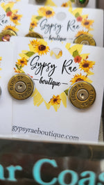 Kép betöltése a galériamegjelenítőbe: Bullet Stud Earrings - Gypsy Rae Boutique, LLC
