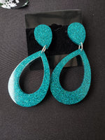 Cargar imagen en el visor de la galería, Statement Fashion Earrings - Gypsy Rae Boutique
