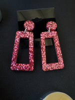 Cargar imagen en el visor de la galería, Statement Fashion Earrings - Gypsy Rae Boutique
