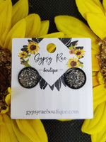 Carregar imagem no visualizador da galeria, Druzy Stud Earrings - Gypsy Rae Boutique
