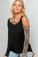 Ladda upp bild till gallerivisning, Animal Print Cold Shoulder Blouse - Gypsy Rae Boutique
