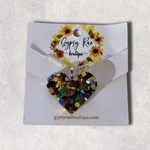 Kép betöltése a galériamegjelenítőbe: Heart Resin Necklaces - Gypsy Rae Boutique, LLC
