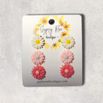 Carregar imagem no visualizador da galeria, Flower Stud Resin Earrings - Gypsy Rae Boutique, LLC
