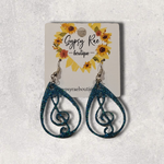Kép betöltése a galériamegjelenítőbe: Treble Clef Resin Earrings - Gypsy Rae Boutique, LLC
