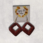 Kép betöltése a galériamegjelenítőbe: Regular Dangle Earrings - Gypsy Rae Boutique, LLC
