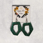 Kép betöltése a galériamegjelenítőbe: Regular Dangle Earrings - Gypsy Rae Boutique, LLC
