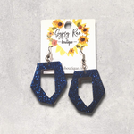 Cargar imagen en el visor de la galería, Regular Dangle Earrings - Gypsy Rae Boutique, LLC
