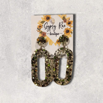 Cargar imagen en el visor de la galería, Oval Small Statement Earrings - Gypsy Rae Boutique, LLC
