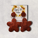Charger l&#39;image dans la galerie, Flower Resin Statement Earrings - Gypsy Rae Boutique, LLC
