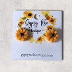 Cargar imagen en el visor de la galería, Flower Stud Earrings- Individual - Gypsy Rae Boutique, LLC
