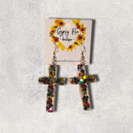 Kép betöltése a galériamegjelenítőbe: Cross Resin Earrings - Gypsy Rae Boutique, LLC
