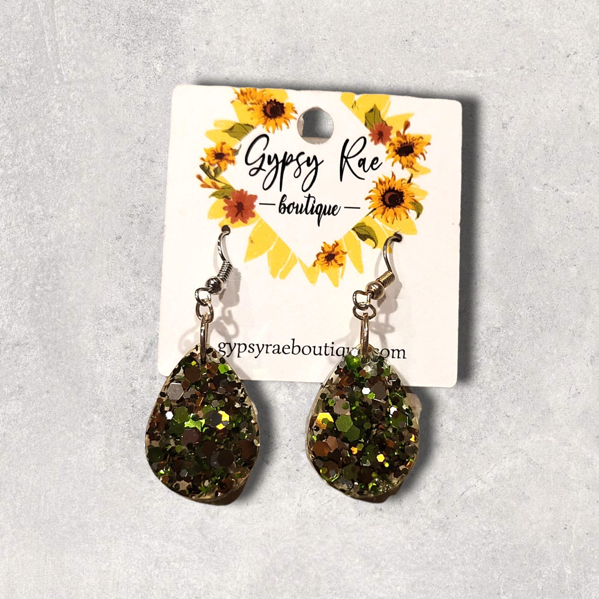 Small Resin Dangle Earrings - Gypsy Rae Boutique, LLC