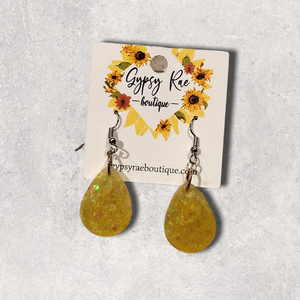 Small Resin Dangle Earrings - Gypsy Rae Boutique, LLC