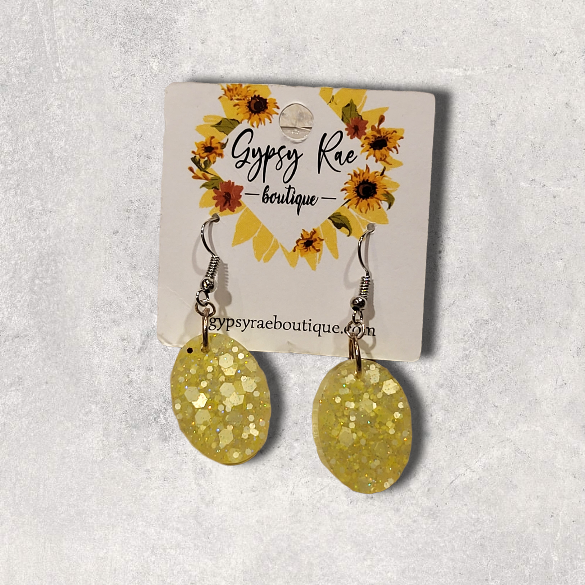 Small Resin Dangle Earrings - Gypsy Rae Boutique, LLC